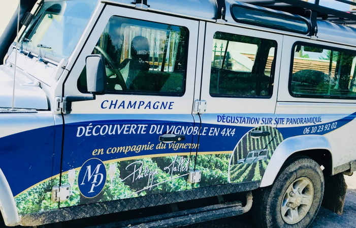 Visit of the vineyards in a 4x4 and tasting of Champagne from the estate €30.00